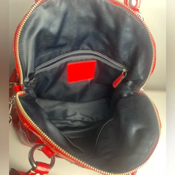 Coach Poppy RARE Flower Applique Patent Leather Bucket Bag - Picture 2 of 15